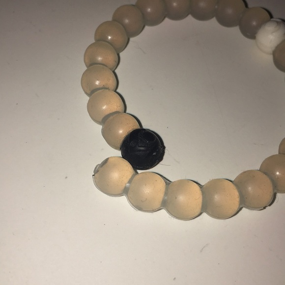 Lokai Bracelets! 5 pack - Picture 3 of 3